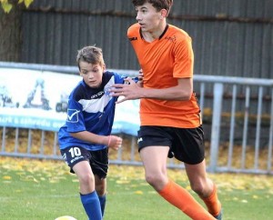 fotbal-mladsi-zaci-uhlirske-janovice-caslav-20191015-37_denik-630-16x9@2x